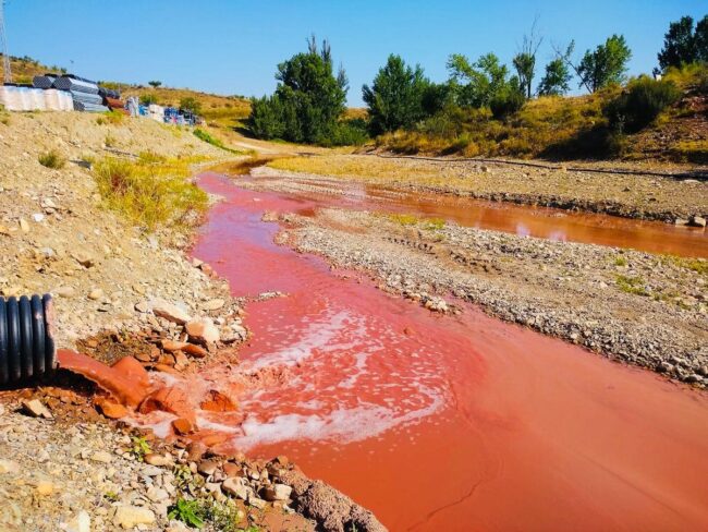 Eliminar-metales-pesados-en-el-agua-innova-acqua