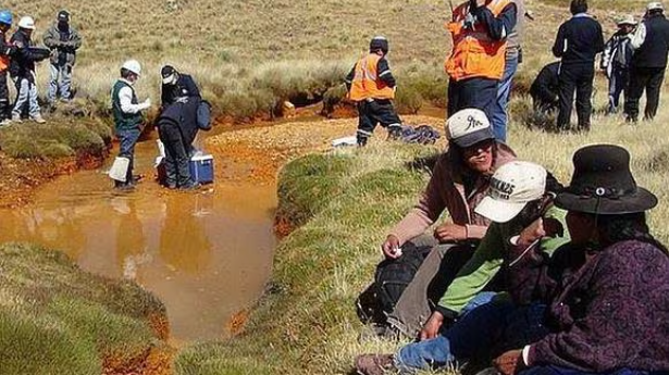 Puno OEFA ordena a minera Aruntani paralizar botadero de aguas ácidas